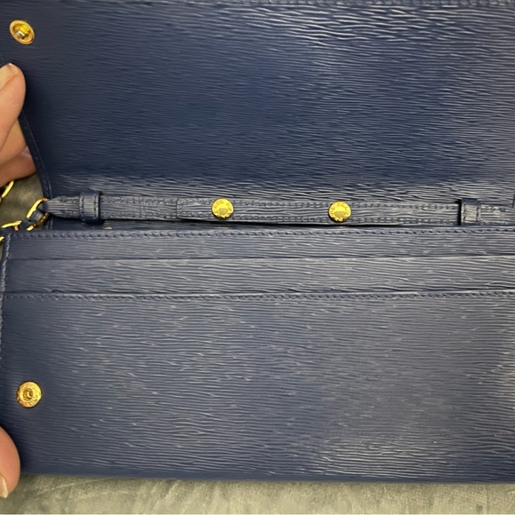 Slate Vitello leather Prada move wallet - Picture 8 of 13